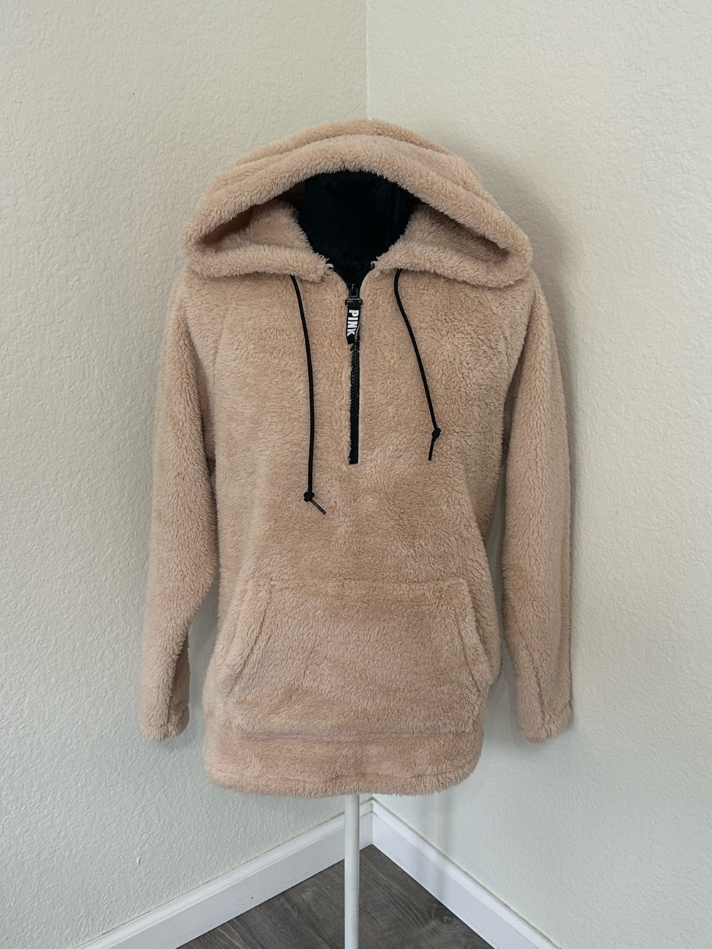 Victoria’s Secret PINK Sherpa Fleece Half Zip Hoodie Pullover Beige Size Small